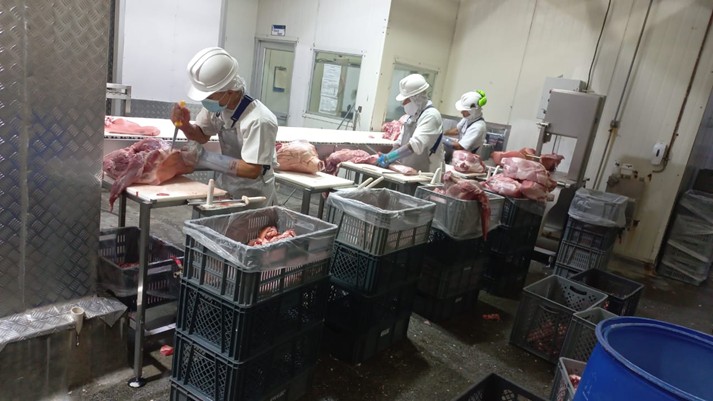 Área de desposte en planta Frigocentro